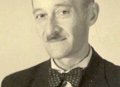 Czesław Mikulski, brat przyrodni Tadeusza (1894-1946). Po wojnie mieszkał w Łodzi, gdzie redagował „Przegląd Techniczny”