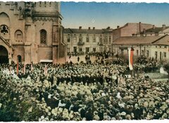 Obchody proklamacji niepodległości Polski w Stryju, na pl. Kościelnym [po 1918] / CBN Polona