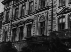 Warszawa, kamienica przy Kruczej 24, pierwowzór „kamienicy Łęckich”. Zdjęcie Stefana Godlewskiego z 1939 r.