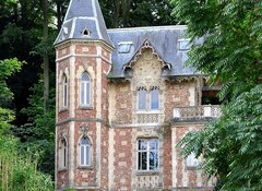 Pawilon „Zamek If” widziany z zamku Monte Christo. Fot. Moonik, (CC BY-SA 3.0), via www.flickr.com